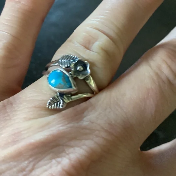 Sterling Silver Turquoise flower and Leaf Ring size 8 - Picture 2 of 3
